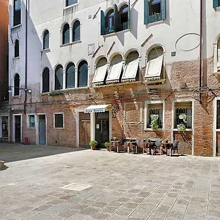 Casa Querini فندق مبيت وإفطار البندقية