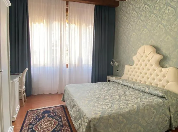 Casa Querini Alojamento de Acomodação e Pequeno-almoço 4*